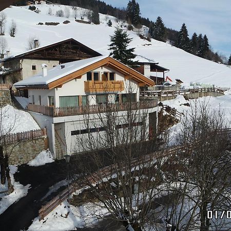 Saxlhof Aparthotel Stanga Exterior foto