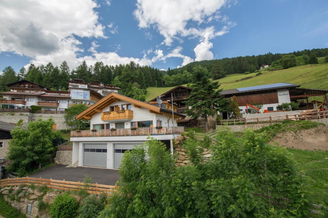 Saxlhof Aparthotel Stanga Exterior foto
