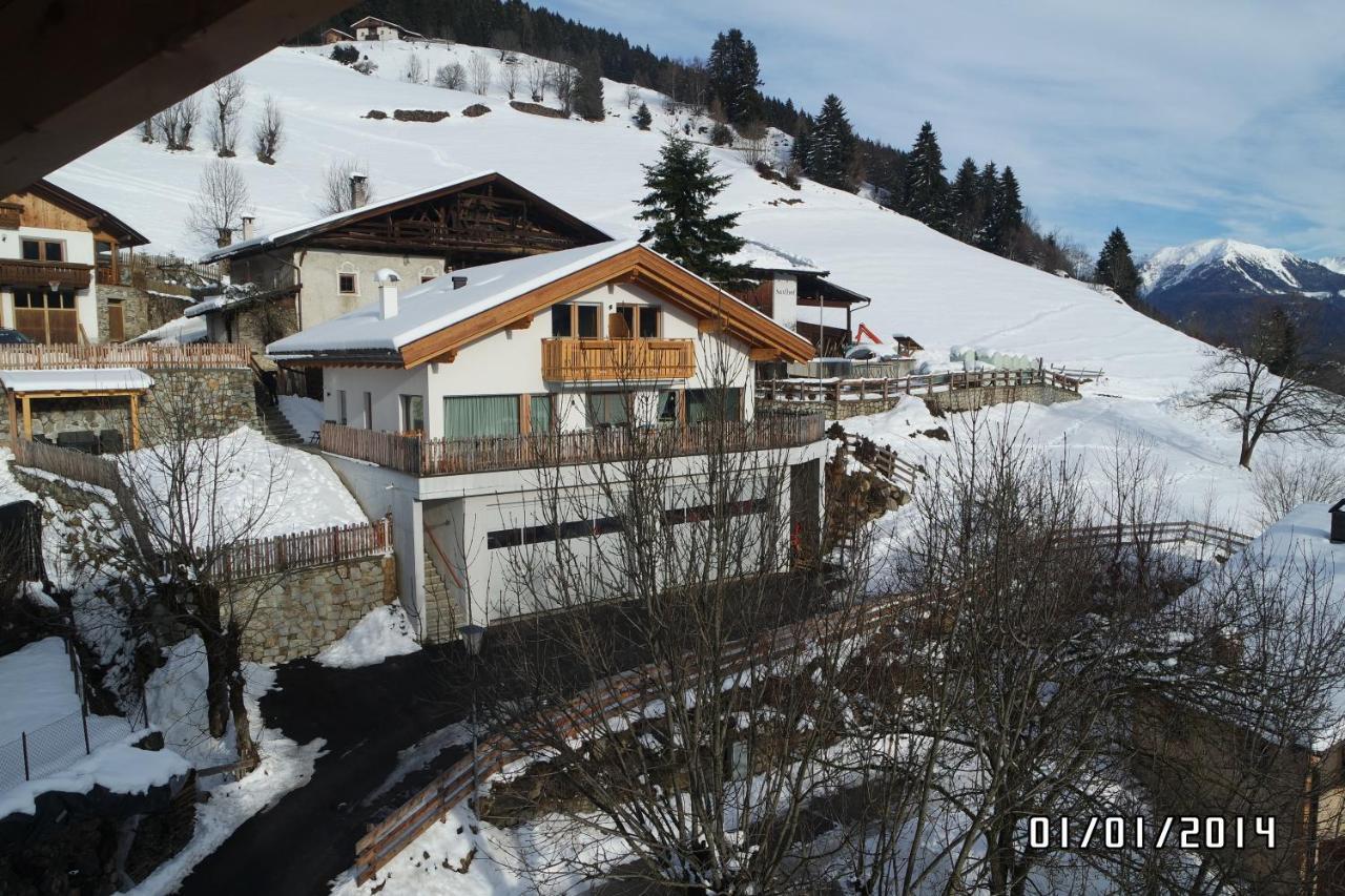 Saxlhof Aparthotel Stanga Exterior foto
