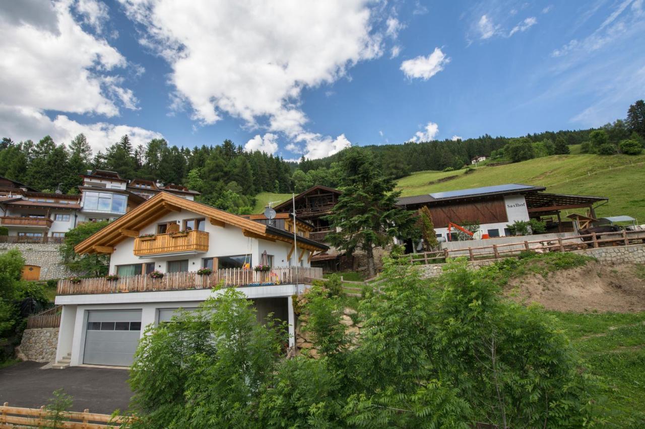 Saxlhof Aparthotel Stanga Exterior foto
